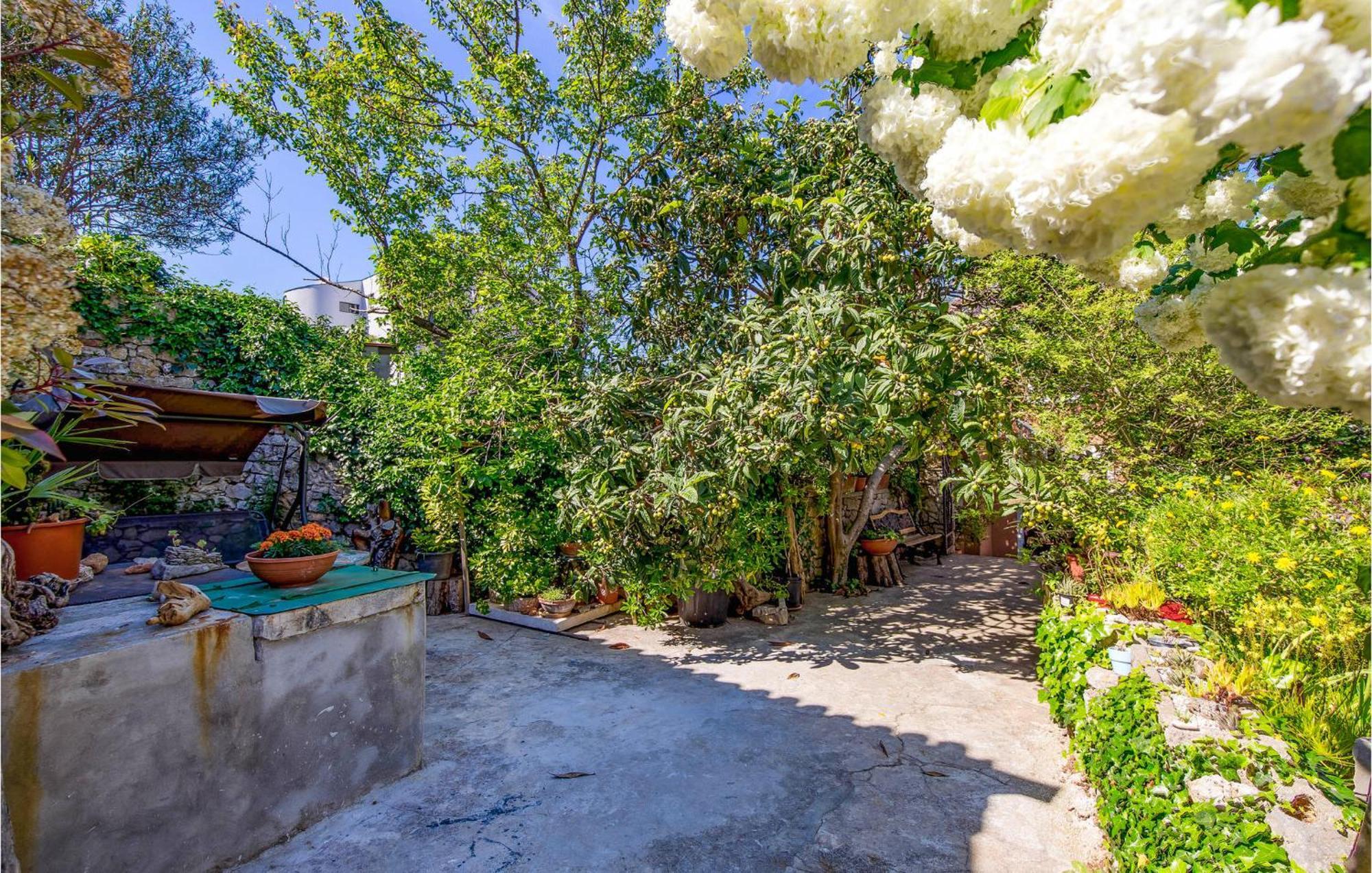 Awesome Home In Veli Lošinj Dış mekan fotoğraf